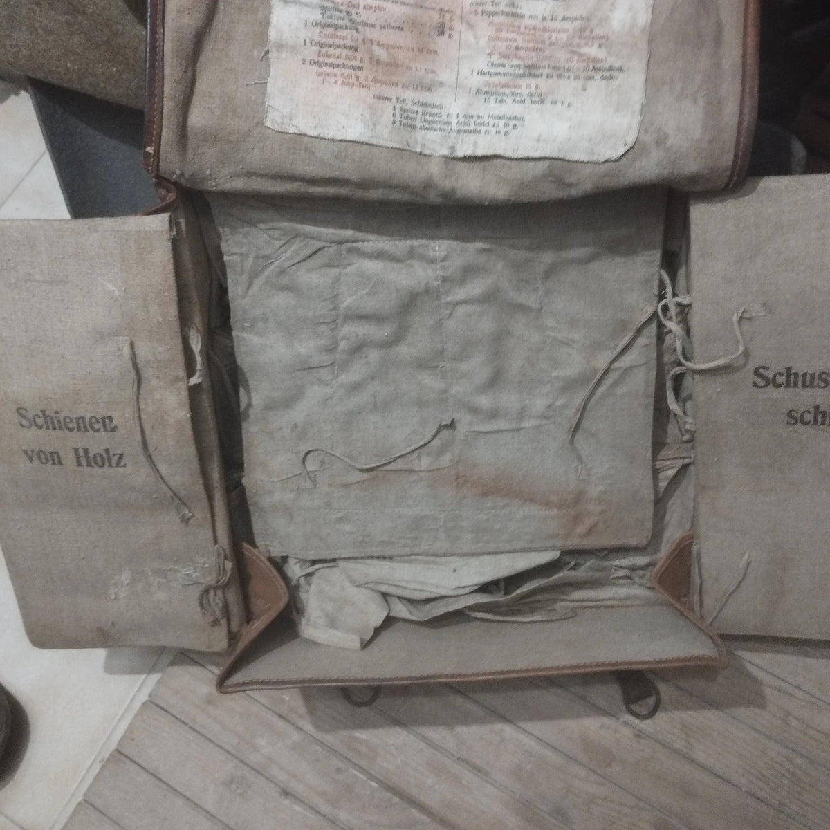 WW1/ Exceptionnel tornister médical infirmier complet en TBE landser WK1