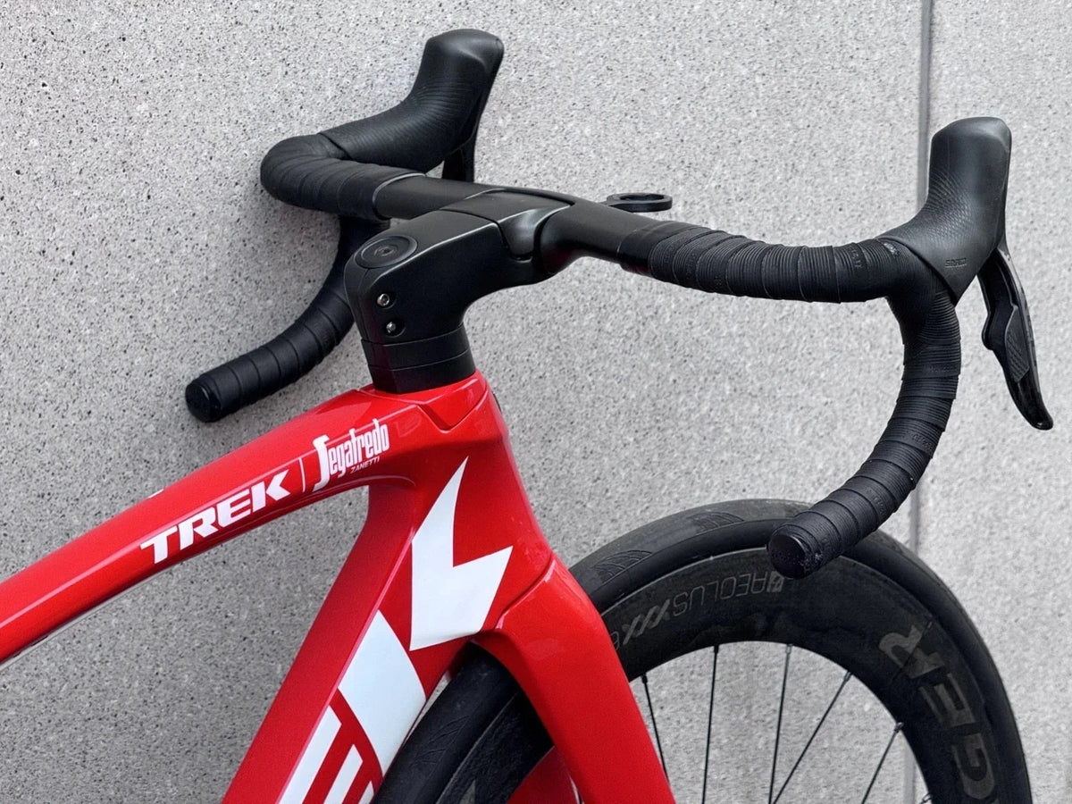 VÉLO DE ROUTE TREK MADONE SLR9 AÉRO 54 CM SRAM AXES ROUGES-