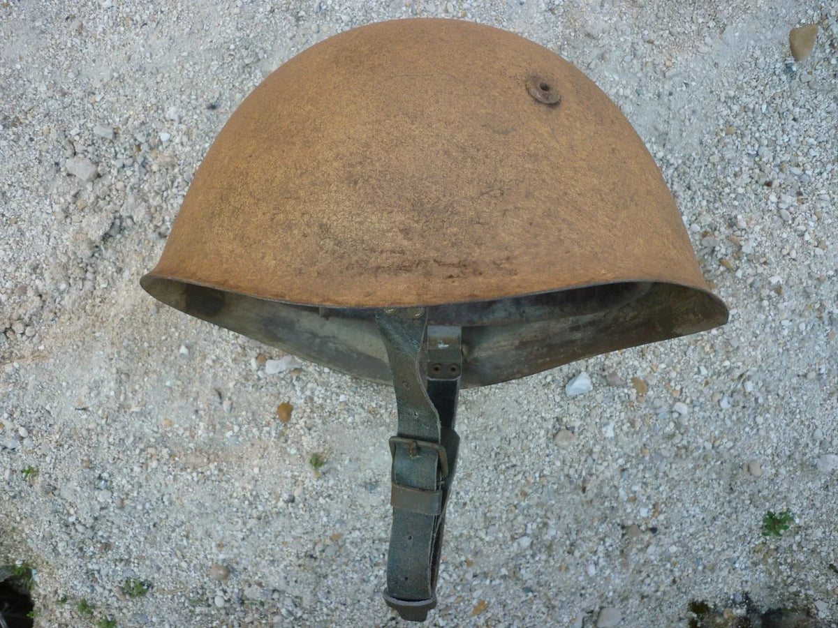 Authentique CASQUE ITALIEN M33 WW2