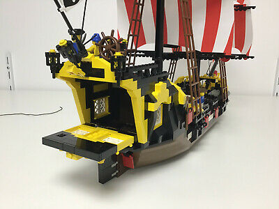 Lego Bateau Pirate 6285 complet