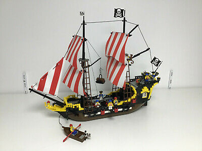 Lego Bateau Pirate 6285 complet