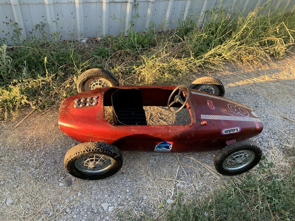 Voiture à Pédales en tôle, " MATRA " - Morellet Guérineau. Collection Vintage