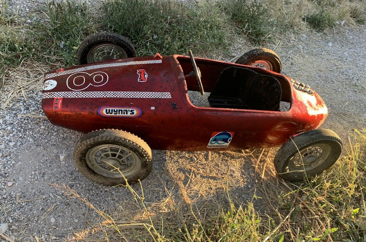 Voiture à Pédales en tôle, " MATRA " - Morellet Guérineau. Collection Vintage