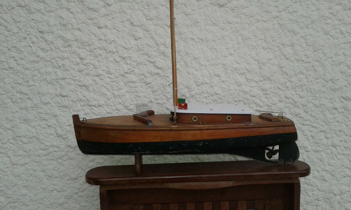 Rare Canot Bateau Vedette de bassin Vogue