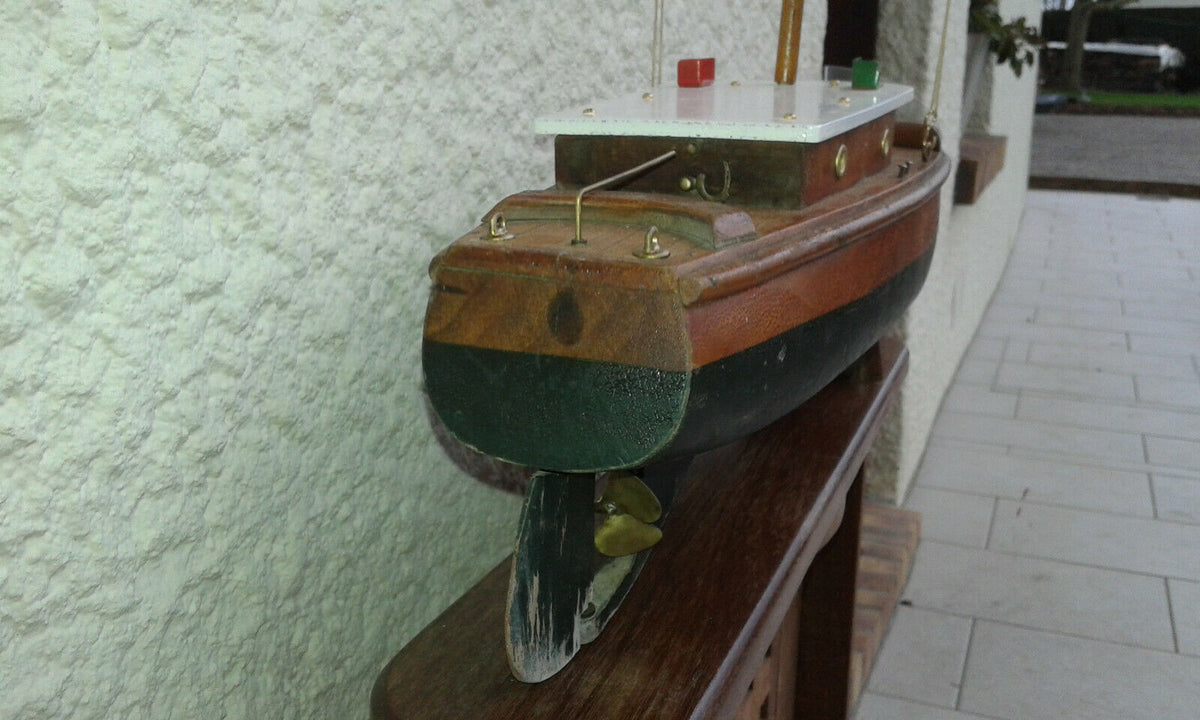 Rare Canot Bateau Vedette de bassin Vogue