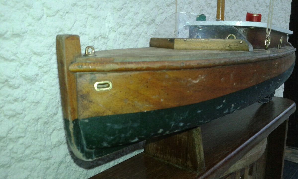 Rare Canot Bateau Vedette de bassin Vogue
