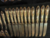 RARE ANCIEN SERVICE STYLE L.XV DE 49 COUVERTS EN ARGENT POINCON "800"