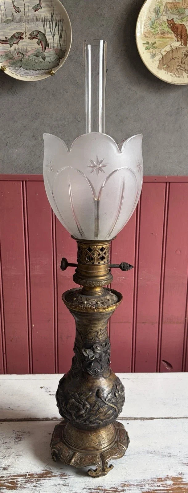 Rare Lampe À Pétrole L’escalier De Cristal Globe baccarat ? Et Bronze