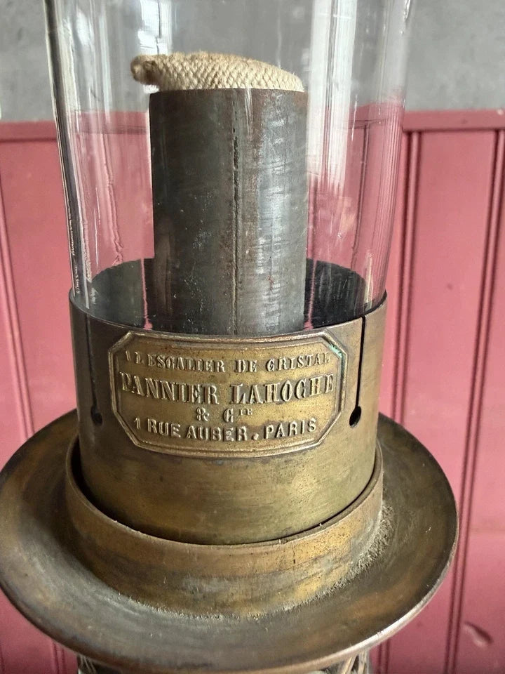 Rare Lampe À Pétrole L’escalier De Cristal Globe baccarat ? Et Bronze