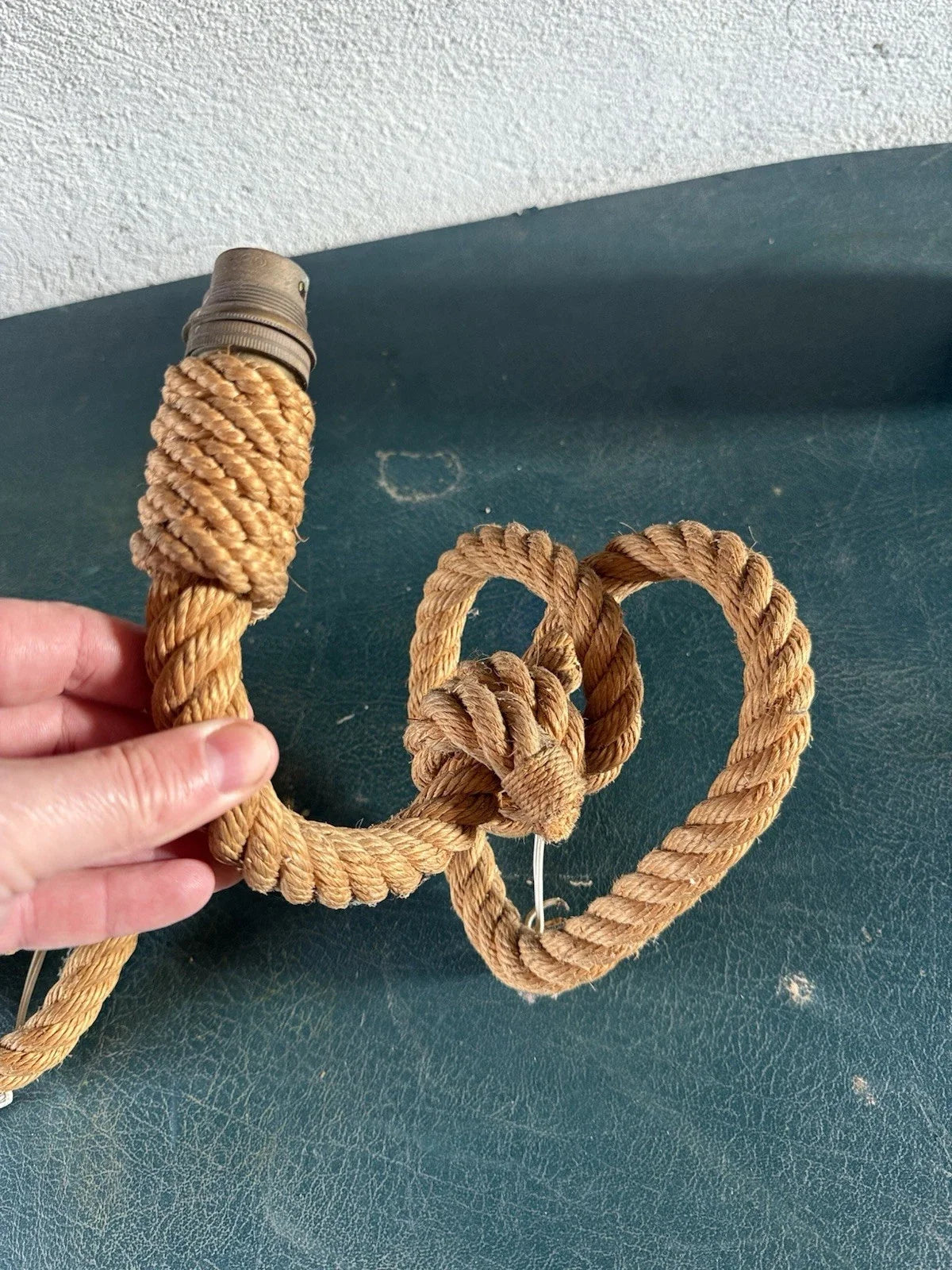 Paire D’appliques Audoux Minet En Forme De Cœurs