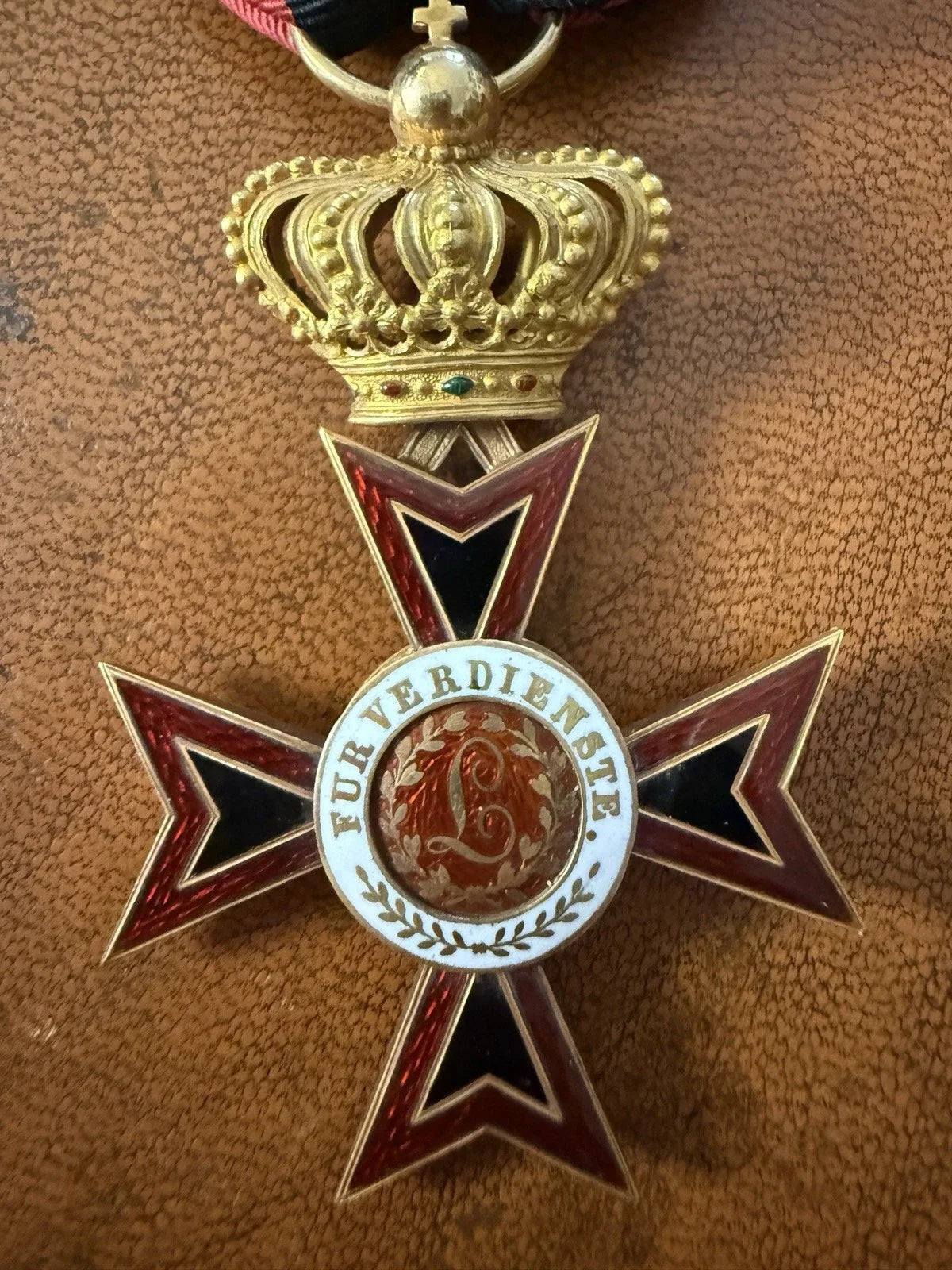 Médaille Allemande Ordre De Louis De Hesse Chevalier De 1e Ou 2eme Classe En Or