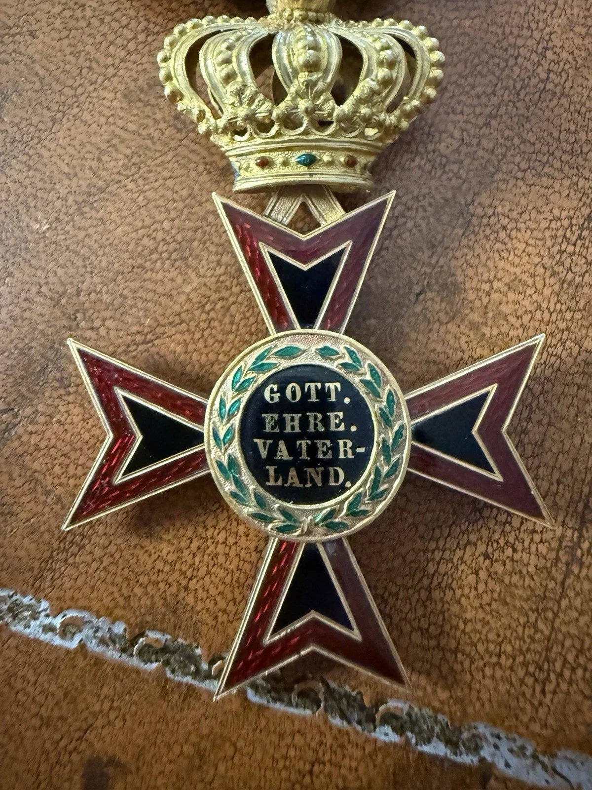 Médaille Allemande Ordre De Louis De Hesse Chevalier De 1e Ou 2eme Classe En Or