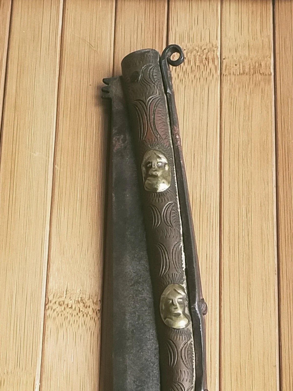2 x anciens couteaux navaja