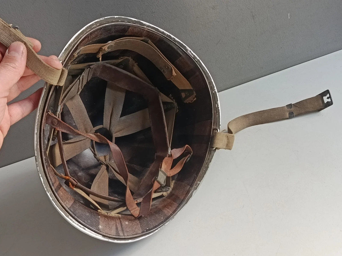 CASQUE AMERICAIN AVEC SON INTERIEUR DEBARQUEMENT WW2 39 45 US HELMET