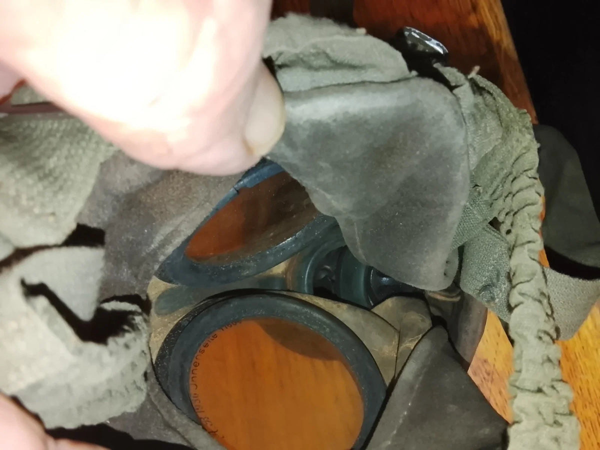 Masque à gaz allemand ww2 GERMAN GASMASK (  1939 - 1945  )
