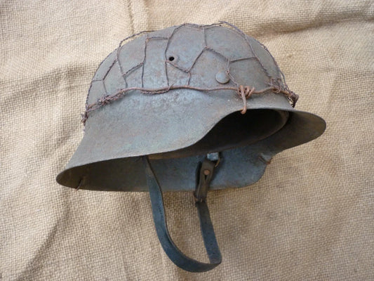 CASQUE ALLEMAND WW2 militaria