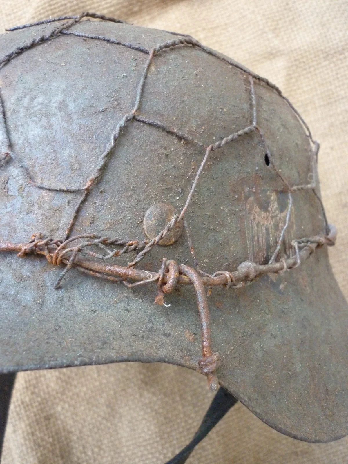 CASQUE ALLEMAND WW2 militaria
