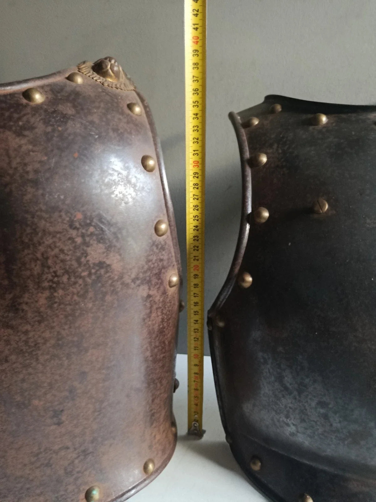 CUIRASSE ANCIENNE AVEC TETE DE LIONS OFFICIER EMPIRE CUIRASS BREASTPLATE