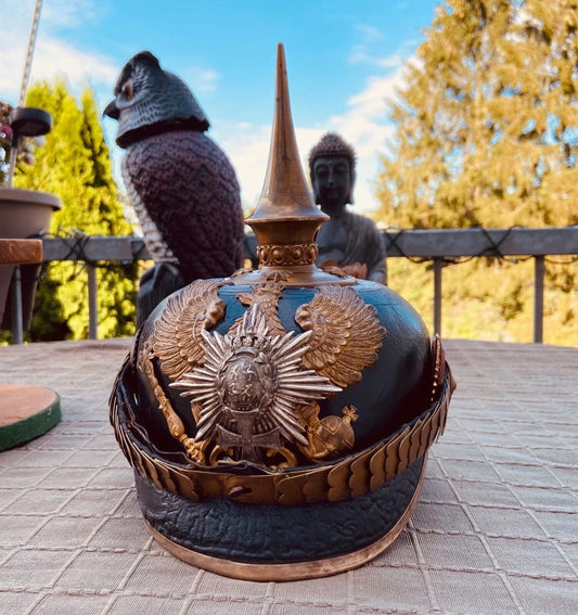 Rare casque à pointe de la Principauté de REUSS, pickelhaube, helm