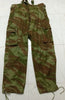 RARE PANTALON 47/53 TAP PARACHUTISTE CAMOUFLAGE 47/53 AVEC BRETELLES ÉTAT NEUF