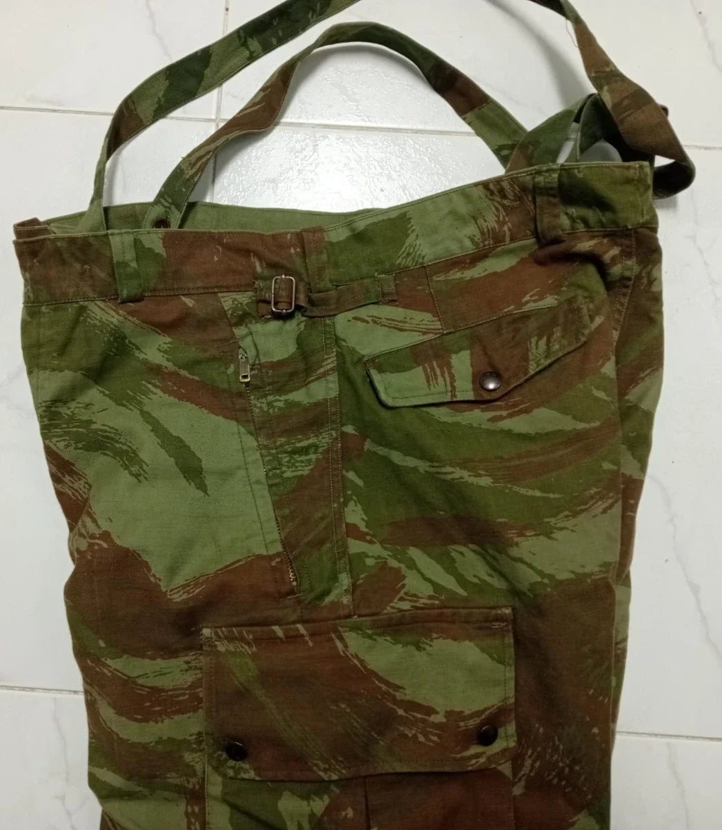 RARE PANTALON 47/53 TAP PARACHUTISTE CAMOUFLAGE 47/53 AVEC BRETELLES ÉTAT NEUF