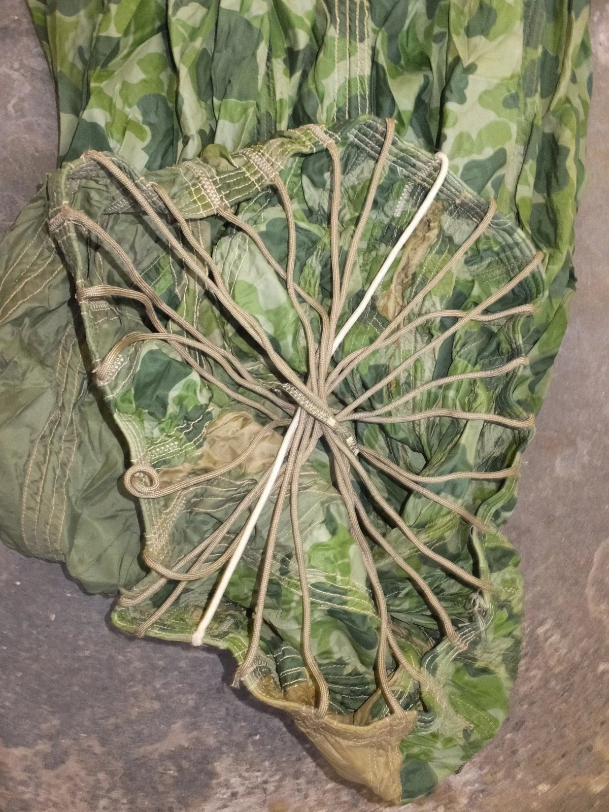 US WW 2 PARACHUTE T-5 HARNAIS 101 AB 82 AB VOILURE CASQUE OMAHA JEEP GI's