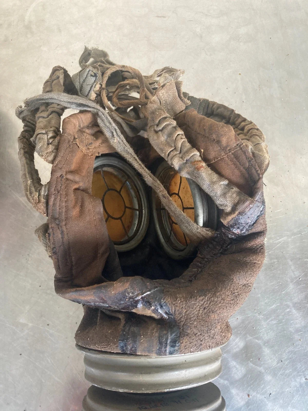 ANCIEN MASQUE A GAZ ALLEMAND GUMMIMASKE WW1 COMPLET GUERRE TRANCHEE