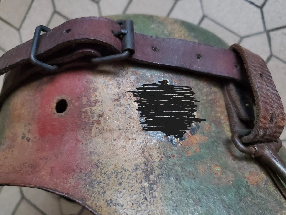 COQUE CASQUE ALLEMAND - PEINTURE CAMOUFLEE - WW2 - HEER - NORMANDIE