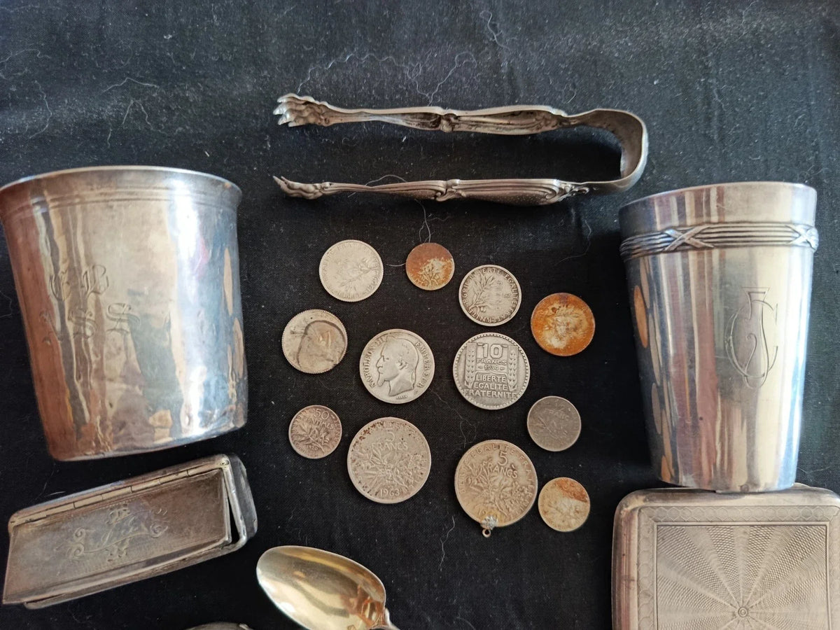 Lot Argent Massif à fondre ou garder - Timbale, pince à sucre, pièce française,