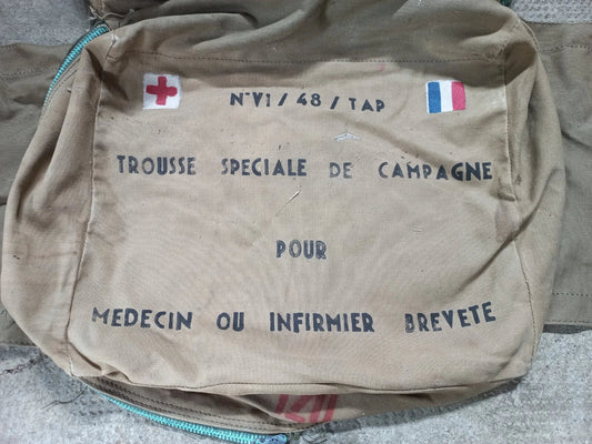 VI/48/TAP Trousse Médicale Spéciale de Campagne Parachutiste Indo Algérie Gaine