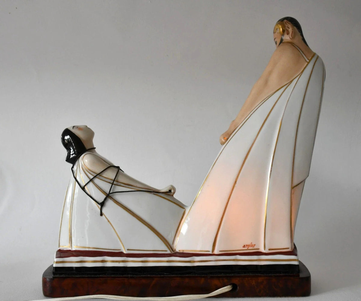 Argilor : rare veilleuse-brûle parfum Art Déco " Faune et sa captive", signée