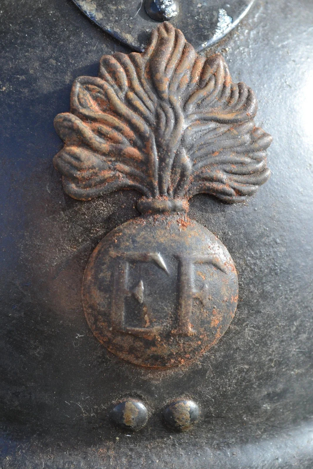 Casque de la milice - Etat Français - Pétain - 39-45 - WWII - FFI