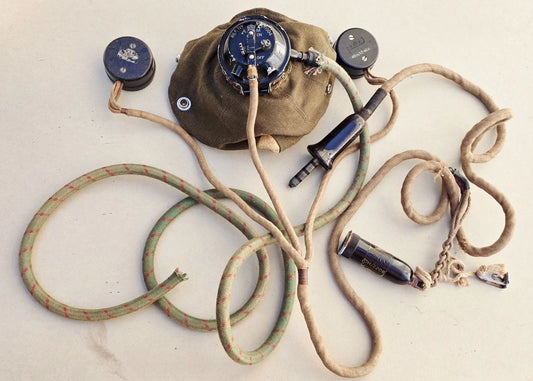 MASQUE A OXYGÈNE TYPE D AVEC MICROPHONE TYPE 26 RAF 2ème GM ROYAL AIR FORCE WW2