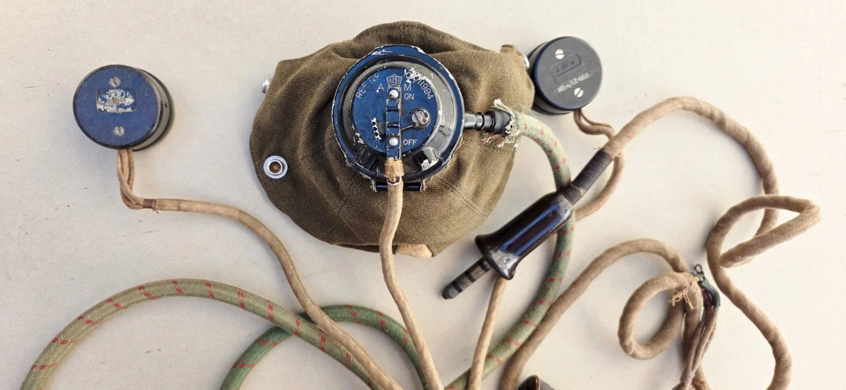 MASQUE A OXYGÈNE TYPE D AVEC MICROPHONE TYPE 26 RAF 2ème GM ROYAL AIR FORCE WW2