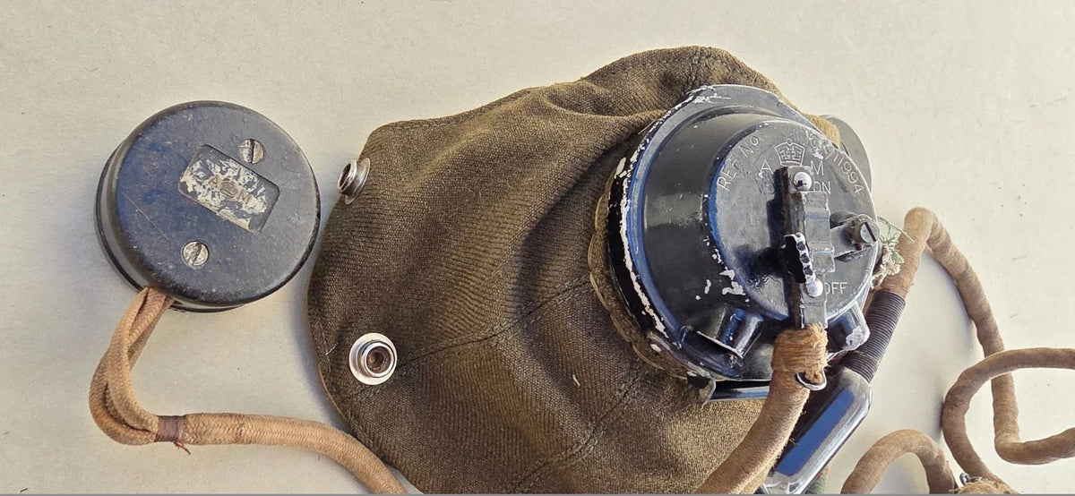 MASQUE A OXYGÈNE TYPE D AVEC MICROPHONE TYPE 26 RAF 2ème GM ROYAL AIR FORCE WW2