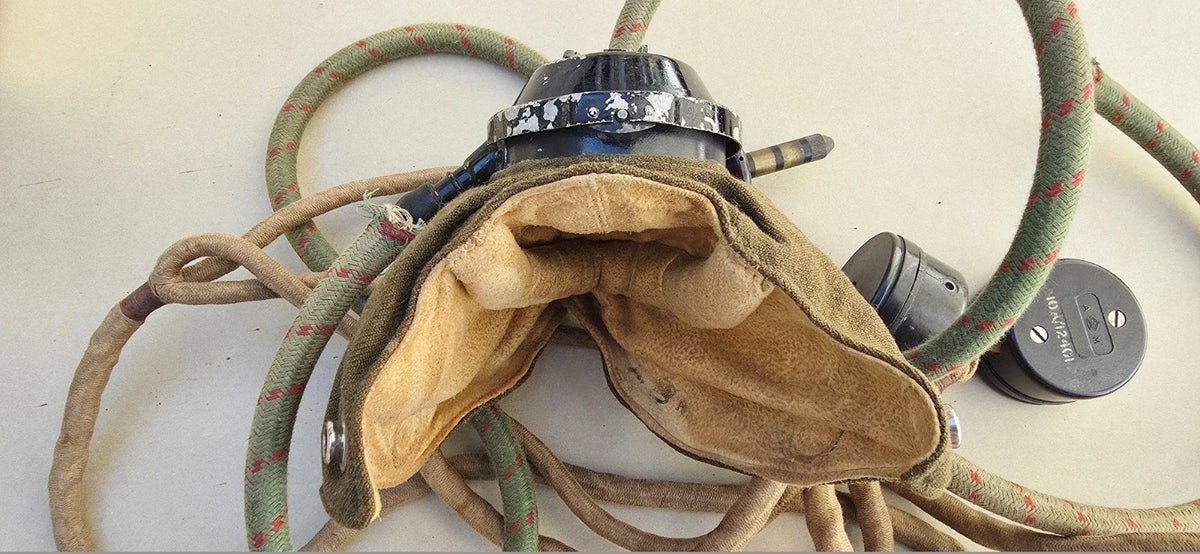 MASQUE A OXYGÈNE TYPE D AVEC MICROPHONE TYPE 26 RAF 2ème GM ROYAL AIR FORCE WW2