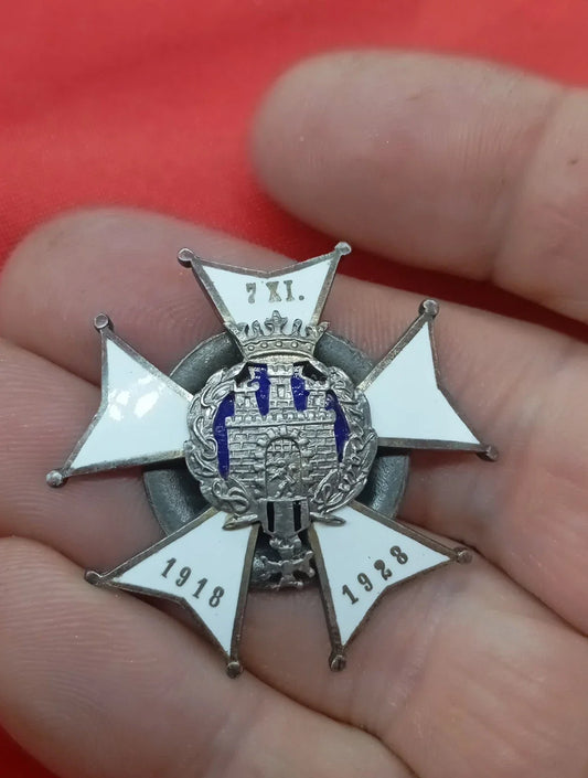Rare Insigne 5e Régiment D'artillerie Légère Polonaise 7XI .1918 1928 Argent