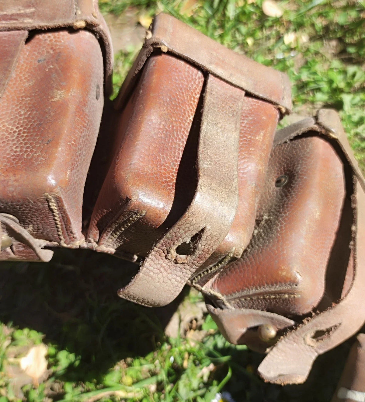 Paire cartouchière même fabricant et marquage datée 1914 allemande Prusse ww1