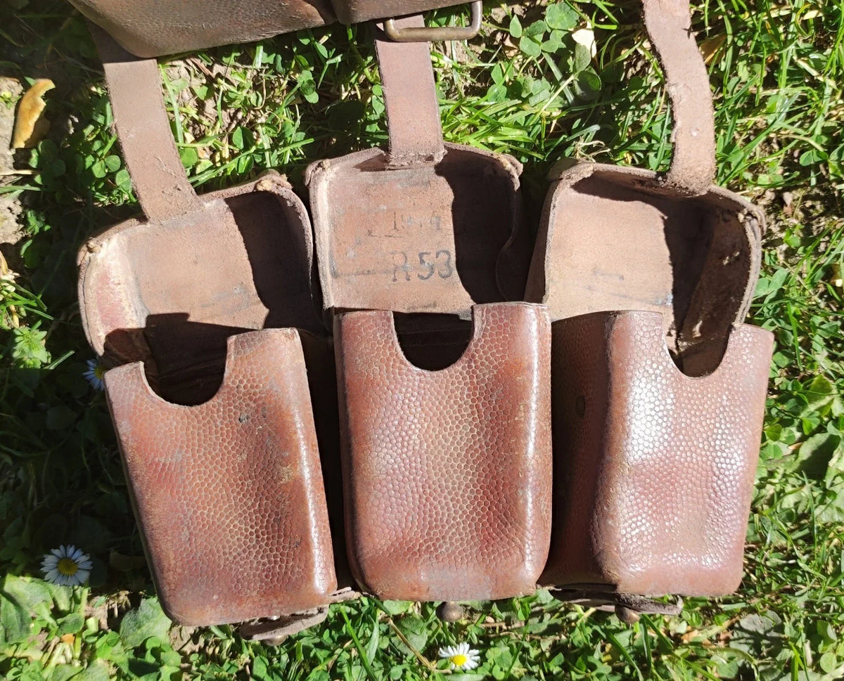 Paire cartouchière même fabricant et marquage datée 1914 allemande Prusse ww1