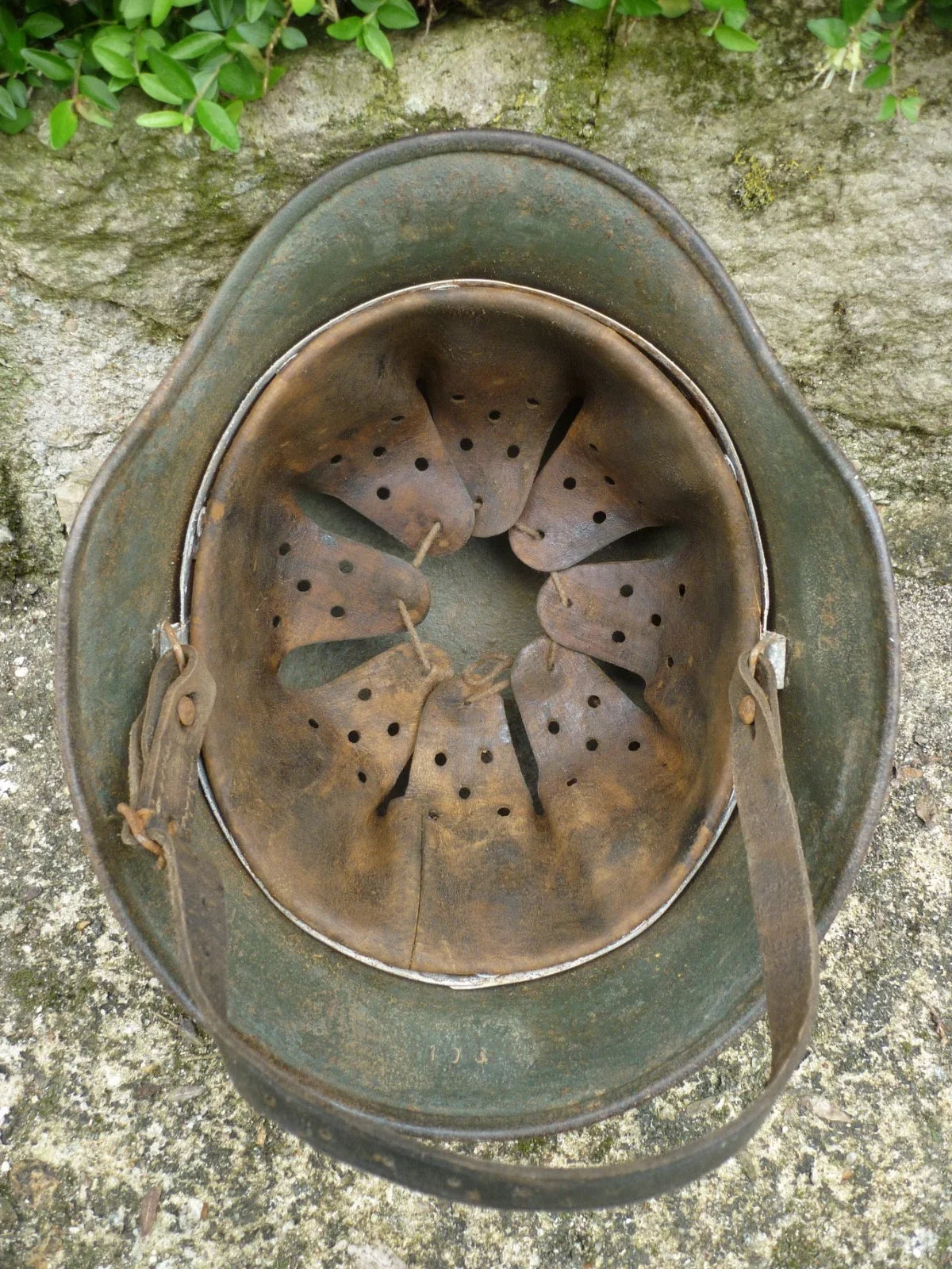 Authentique CASQUE ALLEMAND WW2