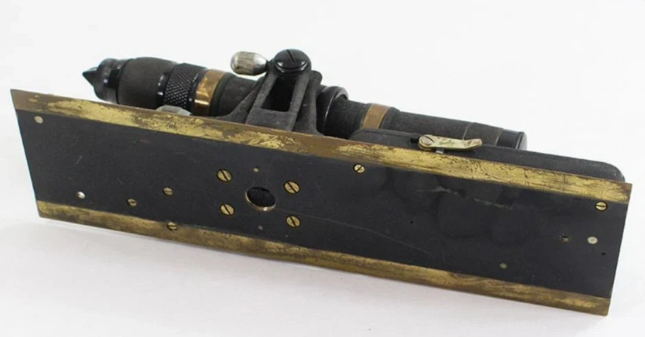 Appareil de mesure US Army - US ARMY WW2 ( matériel original )