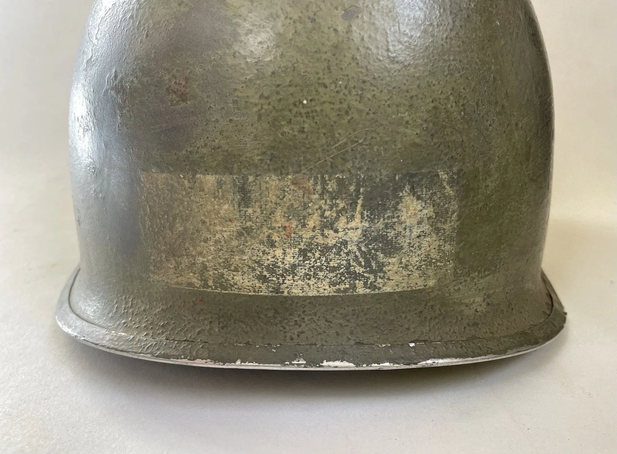 US WW2 - Casque M1 pattes fixes - Barre ETO Follow me - 100% original 2nd guerre