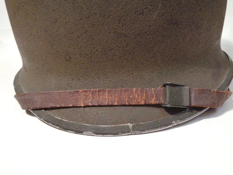 Authentique Casque américain US WW2, fab. Avril 1944, jonc avant, liner Firestone, nominatif