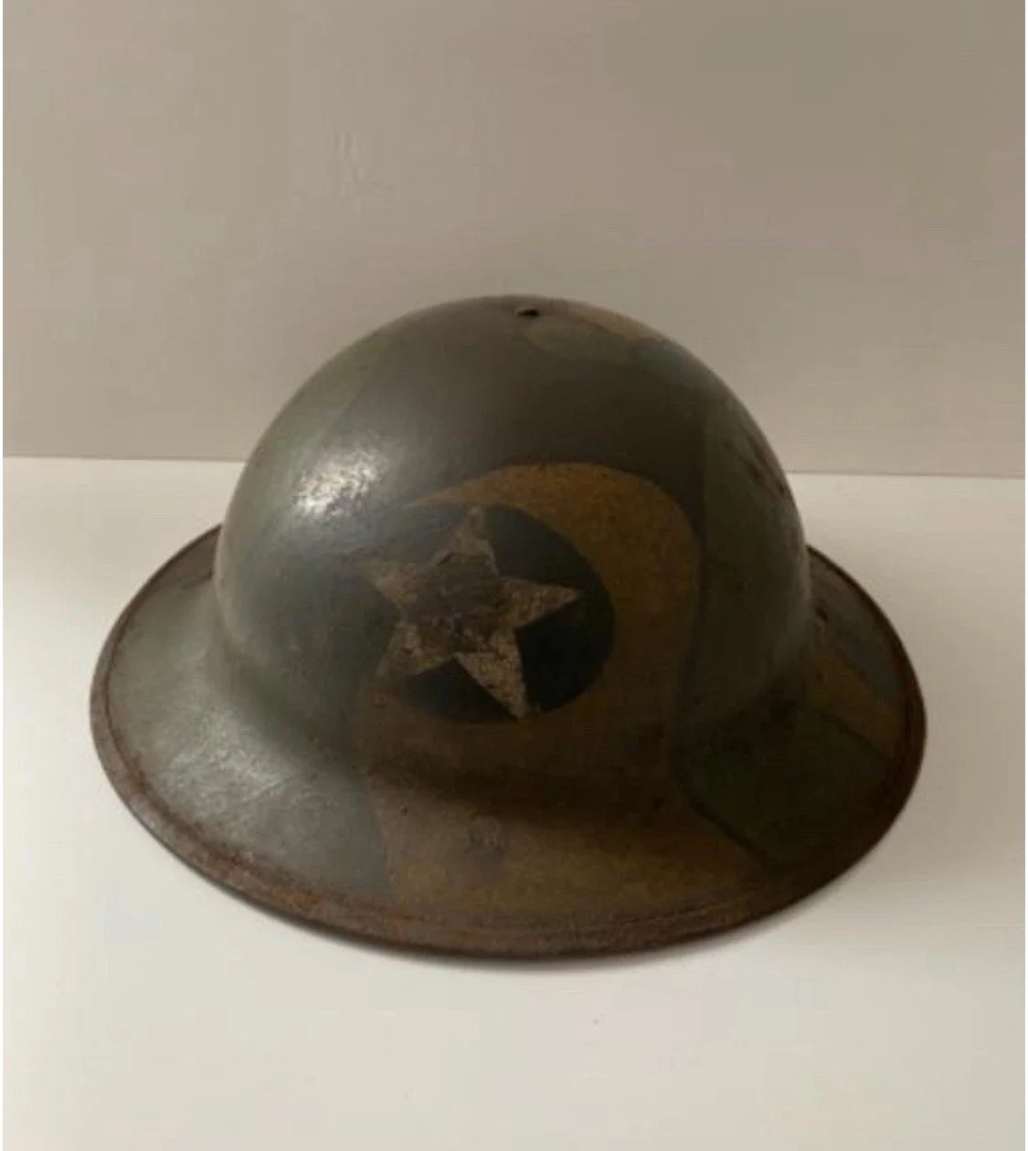 Casque US M1917 WW1 (type Brodie) – authentique – dans son ju