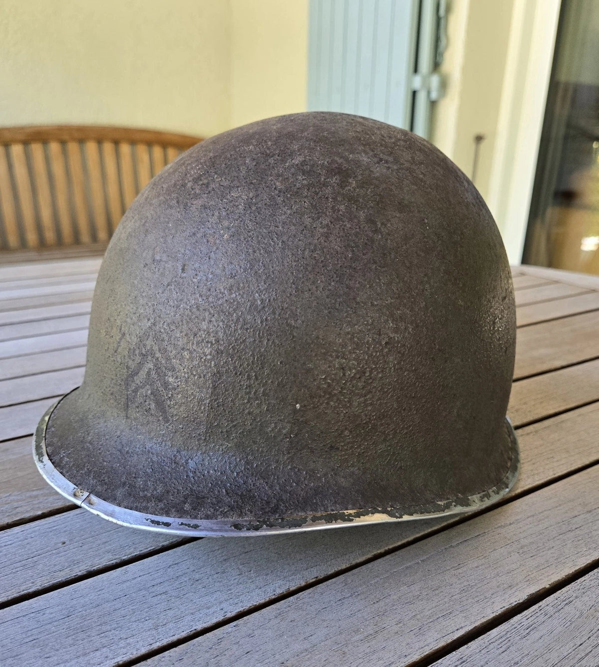 Authentique Casque US M1 ww2 de sergent à pattes fixes