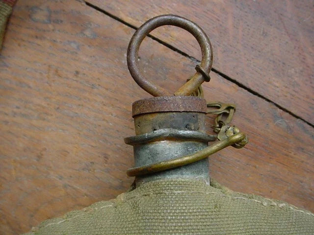 US ARMY WW1 RARE GOURDE   modele 1878  REUTILISATION USFC
