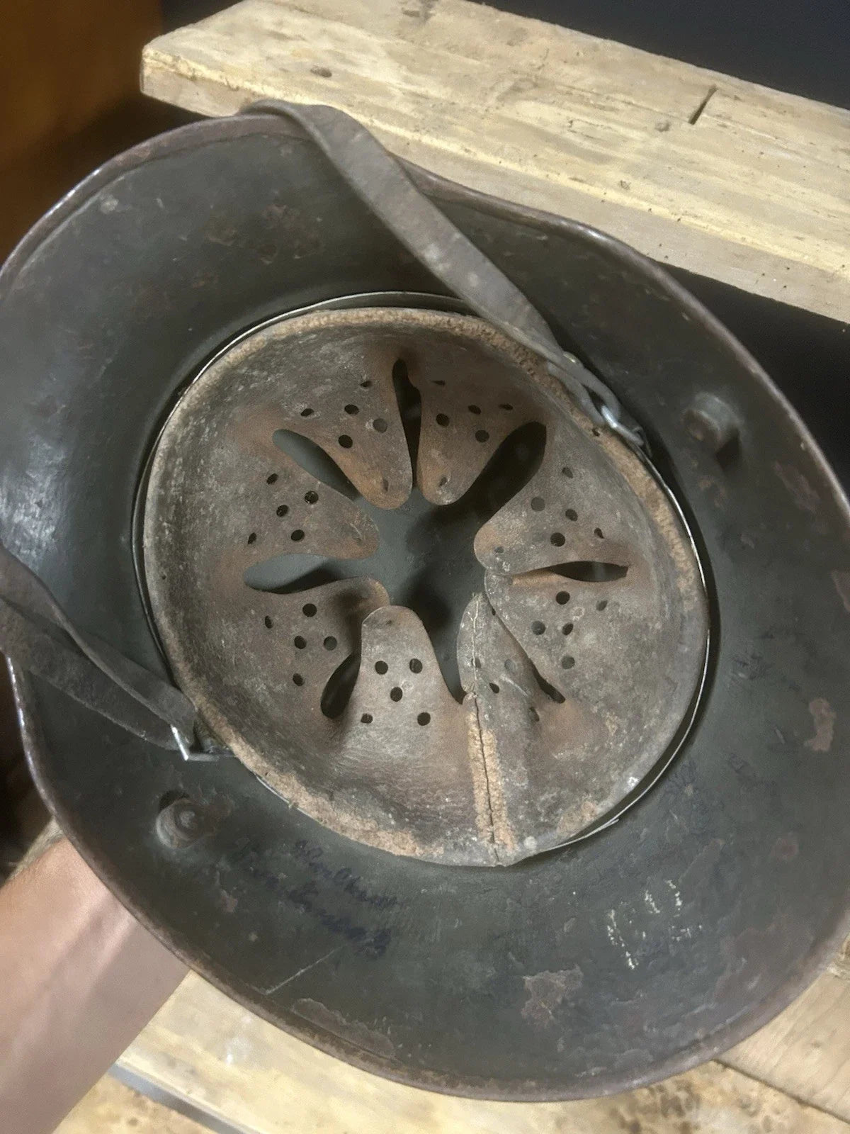 Authentique Casque Allemand Modèle 16 German Helmet Marquage Complet tout Origine