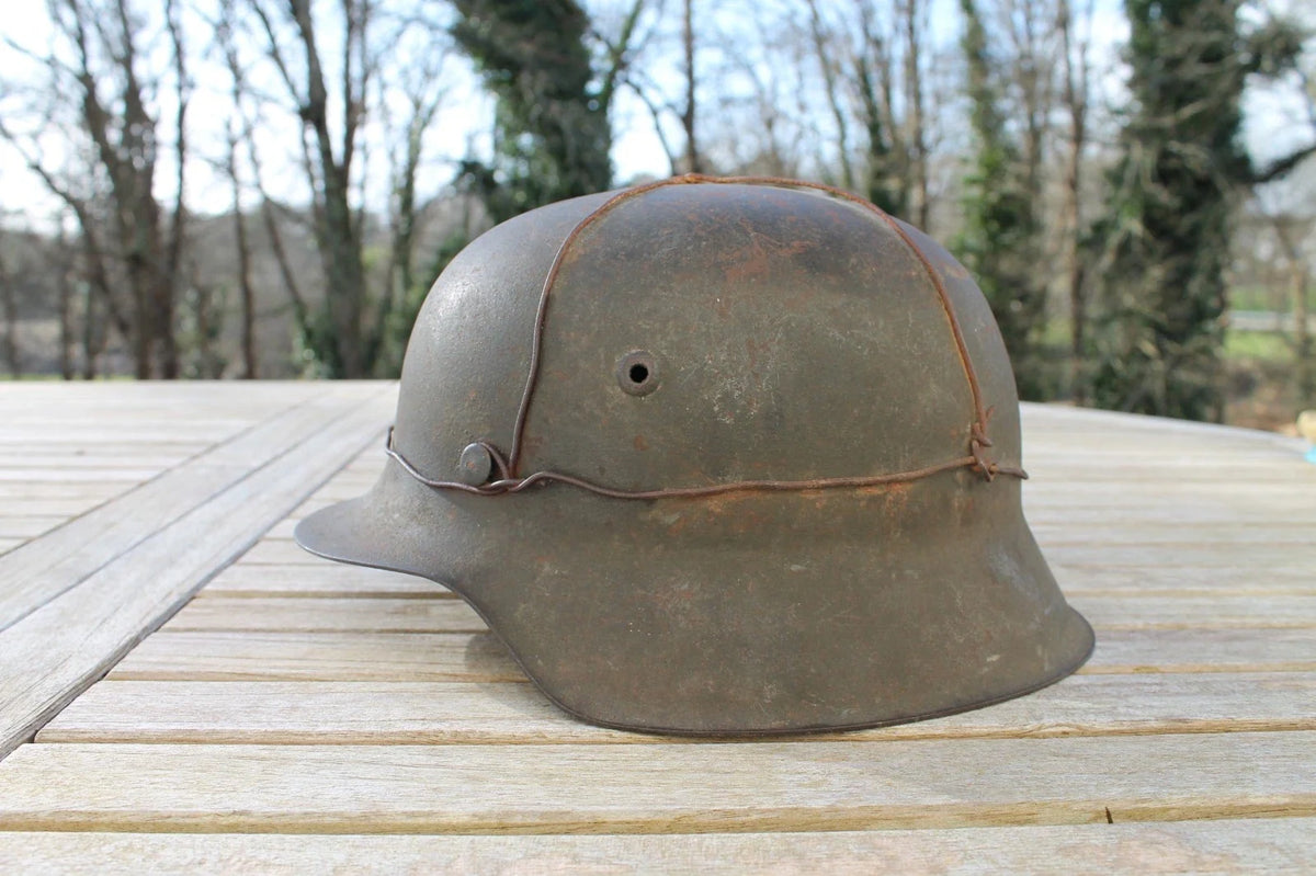 Authentique Casque allemand modèle 42