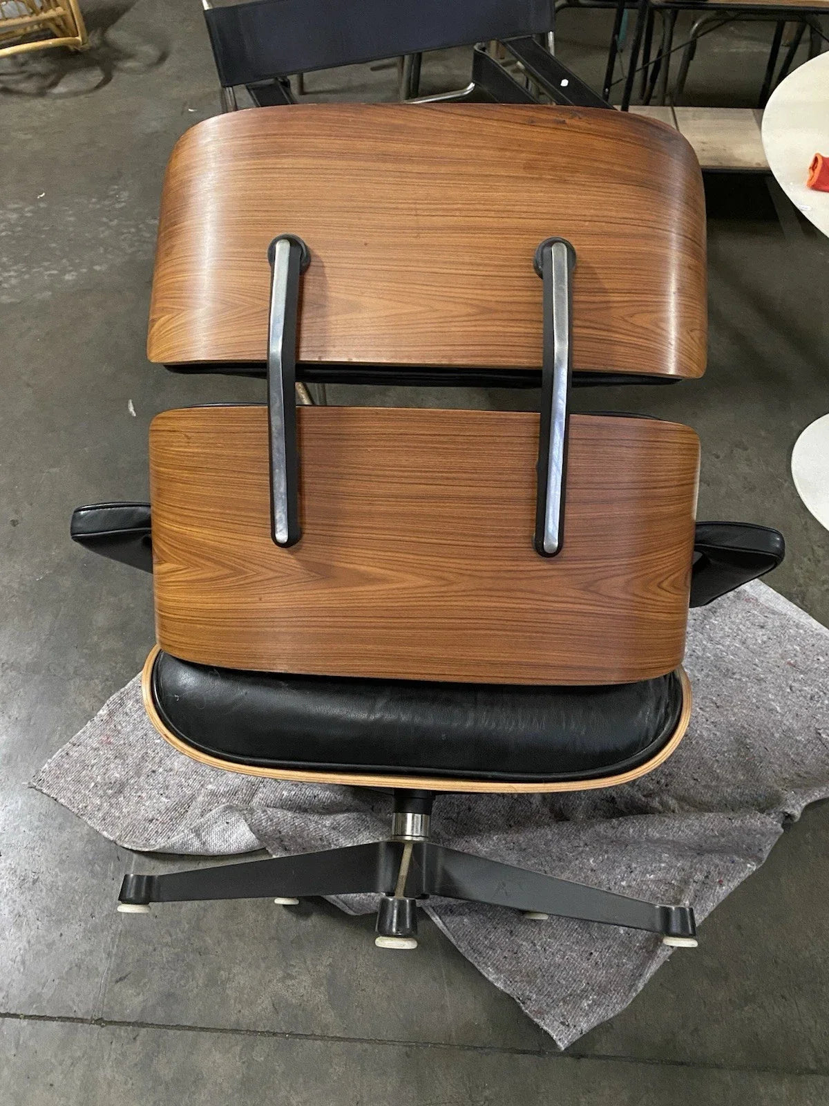 FAUTEUIL LOUNGE CHAIR & OTTOMAN DESIGN VINTAGE CHARLES & RAY EAMES HERMAN MILLER