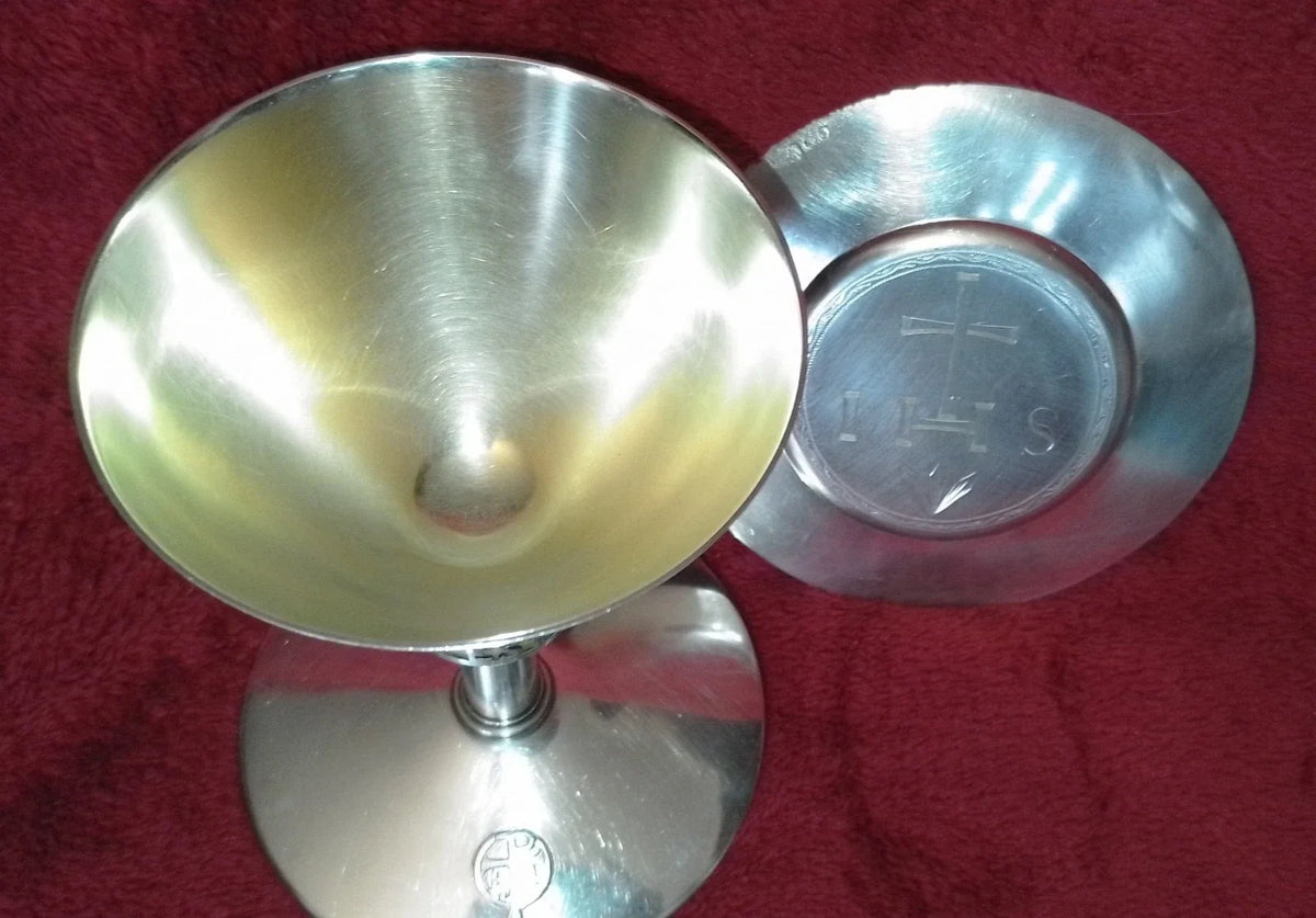ANCIEN CALICE EN ARGENT +PATENE/ VERMEIL MINERVE/CHERET/H.16,5cm,DIAM.11 cm/XXè